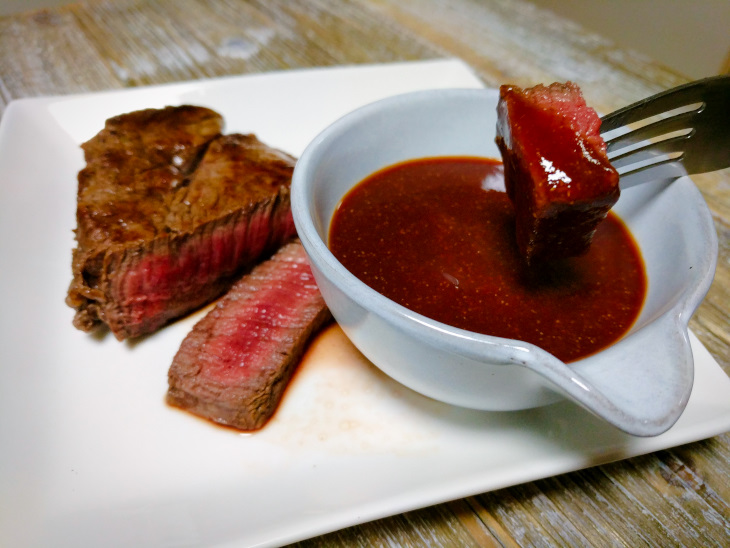 https://www.9010nutrition.com/wp-content/uploads/2019/02/healthy-homemade-steak-sauce.jpg